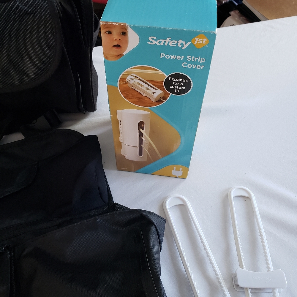 Bundle of Baby Bag, Organizer & Safety Ite… - Picture 6 of 8